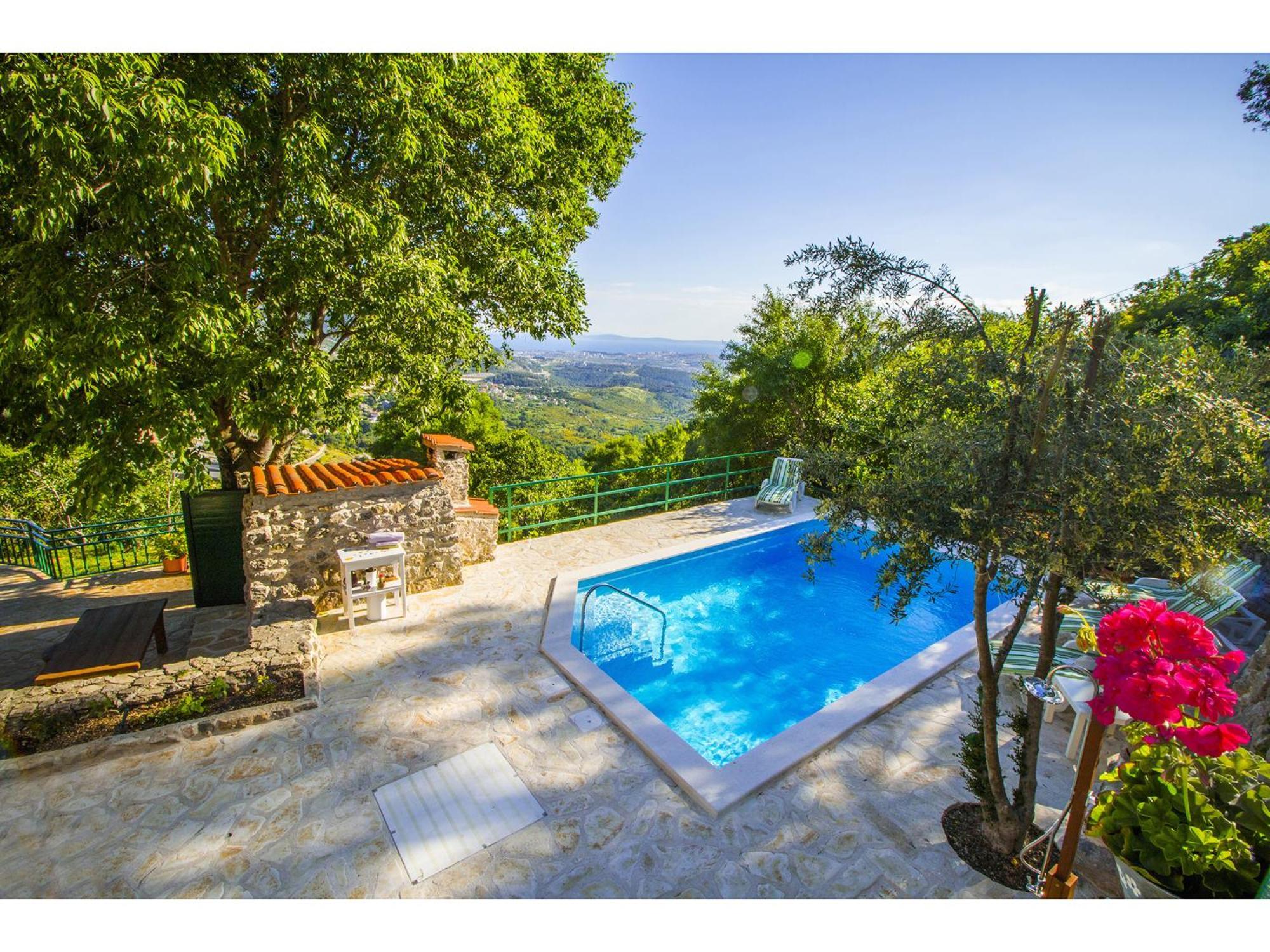 Klis Villa O'Zrna מראה חיצוני תמונה